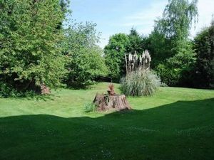 Photo 8- click for photo gallery